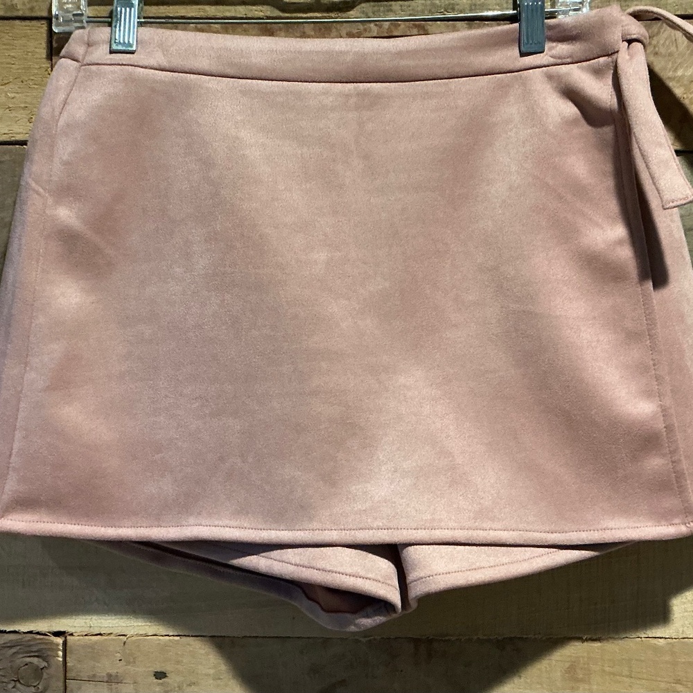 Sadie & Sage XL Pink Faux Suede Skort Barbiecore Coquette Preppy Feminine‎ READ
